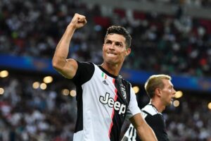 Cristiano Ronaldo Majątek: 600 milionów dolarów (2.4 Miliardy złoty)